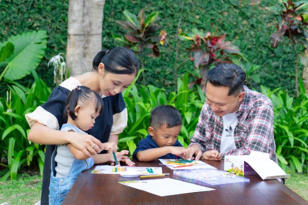 El Hotel Banyuwangi Banyuwangi  Eksteriør billede