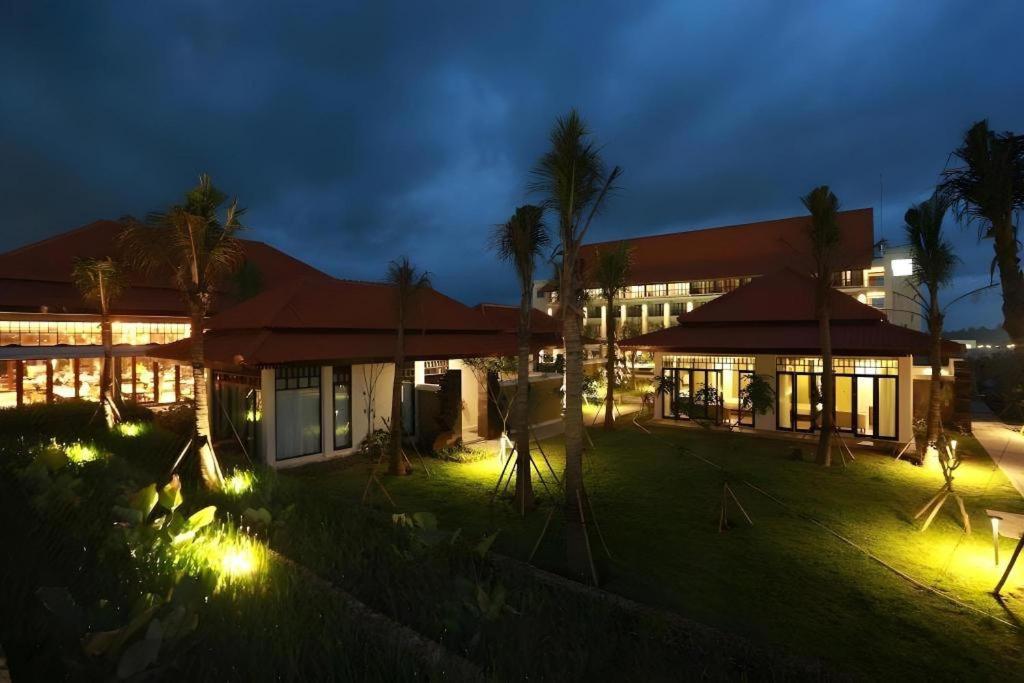 El Hotel Banyuwangi Banyuwangi  Eksteriør billede