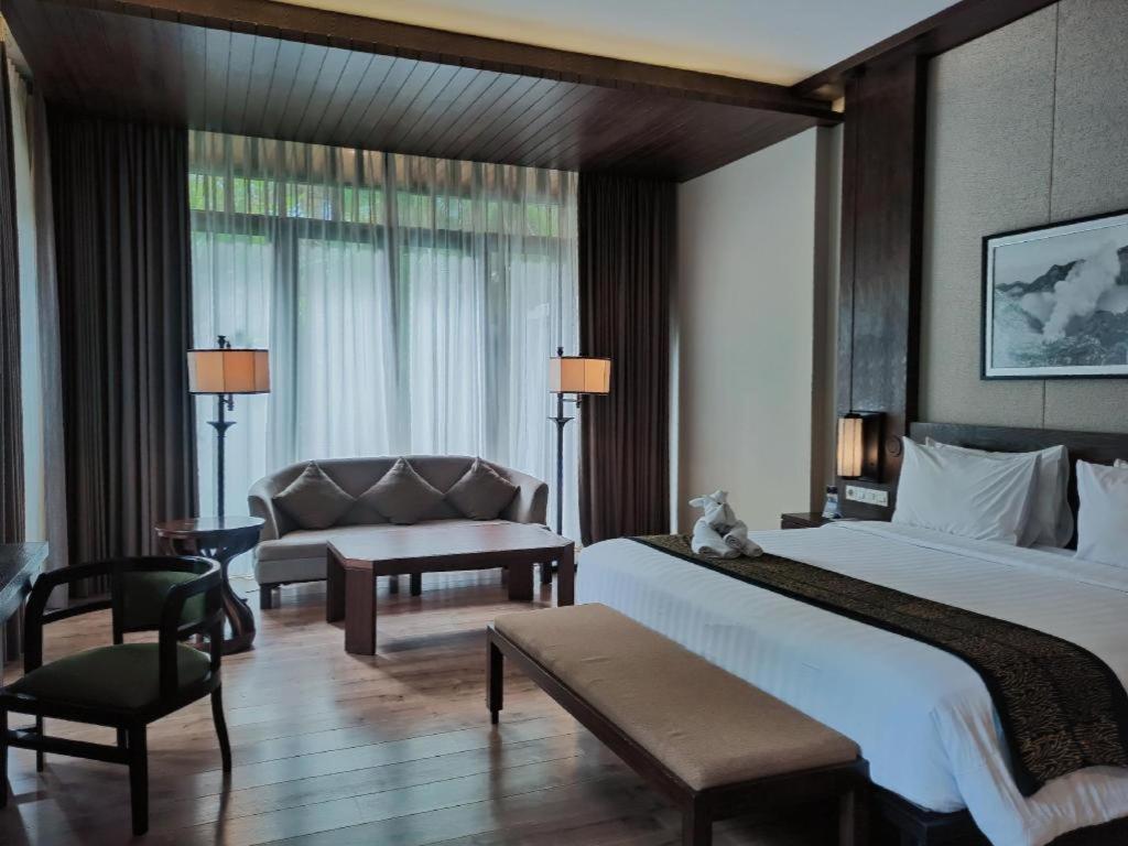 El Hotel Banyuwangi Banyuwangi  Eksteriør billede