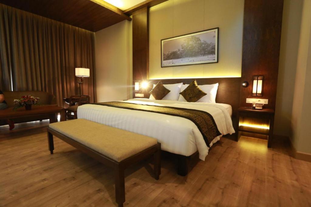 El Hotel Banyuwangi Banyuwangi  Eksteriør billede
